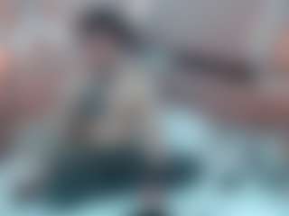 Live cam show with xhotdesire-fx - Black Hair on Gym Cam Girls