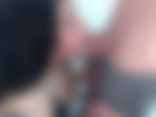 Live cam show with xhotdesire-fx - Handjob on Camsoda