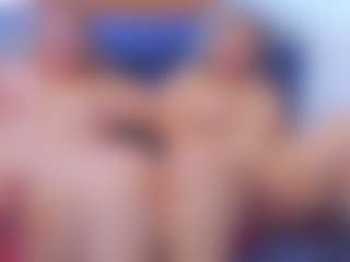 Live cam show with Franshesskaa - Mature on live18s.com