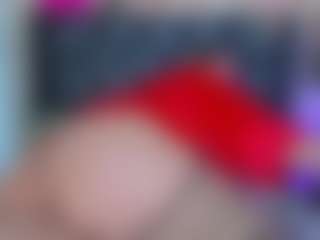 Franshesskaa MILF webcam performer live streaming