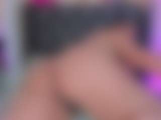 Franshesskaa MILF webcam performer live streaming