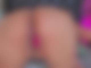 Franshesskaa's Live Sex Cam Show