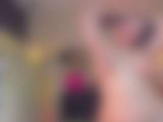 Live cam show with Franshesskaa - Anal Toys on AdultVida.com