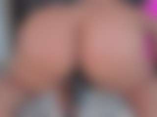 Franshesskaa's Live Sex Cam Show