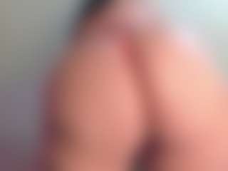 Franshesskaa MILF webcam performer live streaming