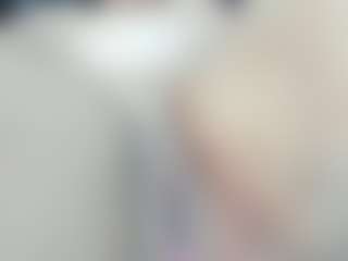 Franshesskaa MILF webcam performer live streaming