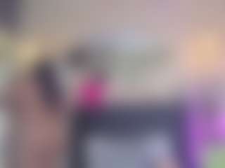 Franshesskaa MILF webcam performer live streaming
