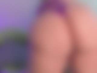 Franshesskaa's Live Sex Cam Show
