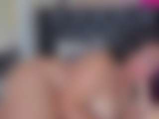 Franshesskaa MILF webcam performer live streaming