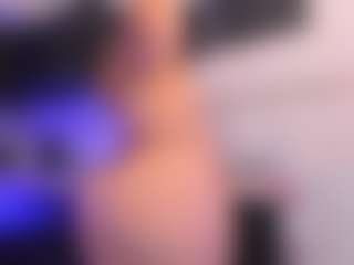 Live cam show with Franshesskaa - Toys on Camiplay Live