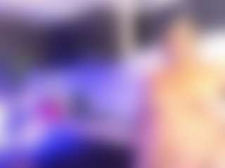 Live cam show with Franshesskaa - Orgasm on SquirtSoMuch