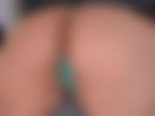 Franshesskaa's Live Sex Cam Show
