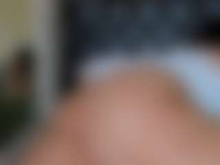 Live cam show with Franshesskaa - Brown Eyes Mature on Camsoda