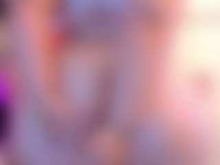 Live cam show with Franshesskaa - Lovense MILF on TeamSkeetLive