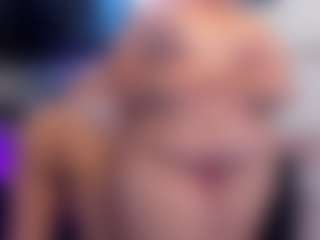 Live cam show with Franshesskaa - Italian Mature on Camsoda | colombia