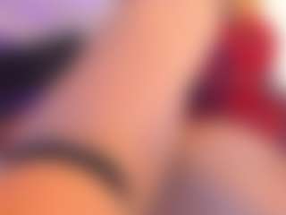 Live cam show with Franshesskaa - Strip on Camsoda Late Night