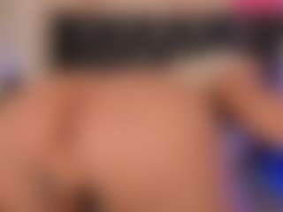 Franshesskaa's Live Sex Cam Show