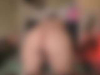 Live cam show with Franshesskaa - Squirt Mature on livesuperchat.net