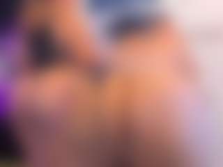 Franshesskaa's Live Sex Cam Show