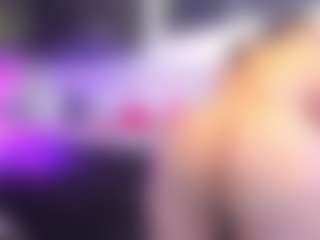 Franshesskaa's Live Sex Cam Show