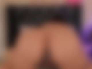 Live cam show with Franshesskaa - Public MILF on camwithhim.com