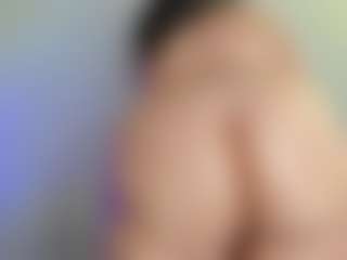 Live cam show with Franshesskaa - Lovense MILF on intimatelivegirls.com