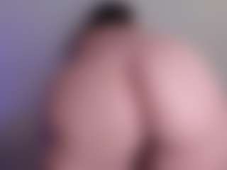 Franshesskaa MILF webcam performer live streaming