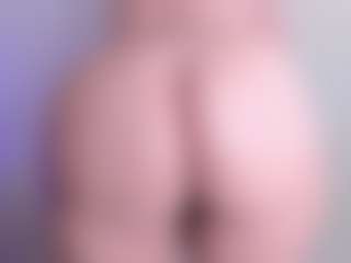 Live cam show with Franshesskaa - Spank on xDating