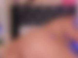 Franshesskaa's Live Sex Cam Show
