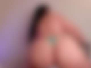 Live cam show with Franshesskaa - Dildo Mature on Camsoda Late Night