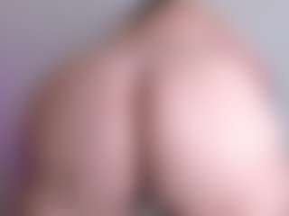 Live cam show with Franshesskaa - Brown Eyes on CamwithHer