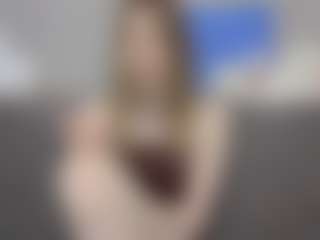 Live cam show with Karolina - Upskirt on Camsoda