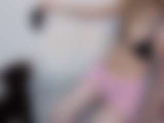Live cam show with Karolina - Body Massage on Camming Site