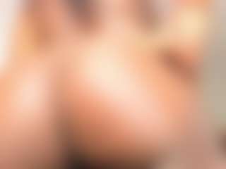 Live cam show with Lilian-Starfire - Blowjob on TeamSkeetLive