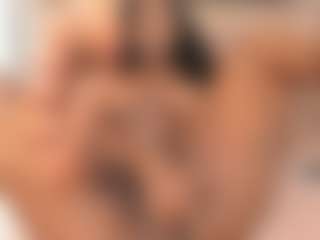 Live cam show with Lilian-Starfire - Blowjob on alttransgirls