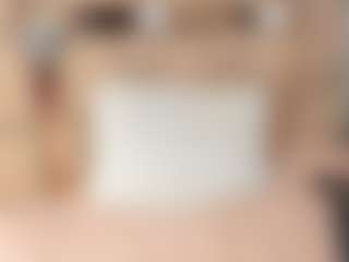 Live cam show with Lilian-Starfire - Teen (18+) on justonemore.cc