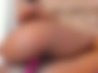 Live cam show with Lilian-Starfire - Squirt on fapnchat