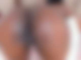 Live cam show with Lilian-Starfire - Facial Piercings on Camming Site