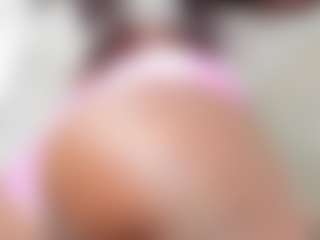 Live cam show with Lilian-Starfire - Facial Piercings on CamClone