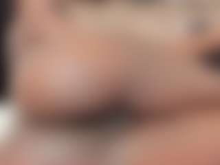 Live cam show with Lilian-Starfire - Black Squirt on slutload
