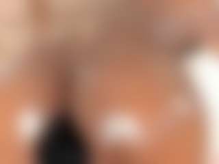 Live cam show with Lilian-Starfire - Spank Black on sexylive.show
