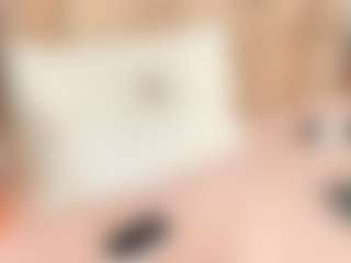 Live cam show with Lilian-Starfire - Black Squirt on madthumbs