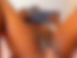 Live cam show with Lilian-Starfire - Black Amateur on Camsoda