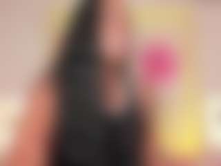Live cam show with MaraBaker - Ebony Teen (18+) on Camming Site