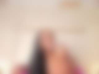 Live cam show with MaraBaker - Ebony Teen (18+) on TeamSkeetLive