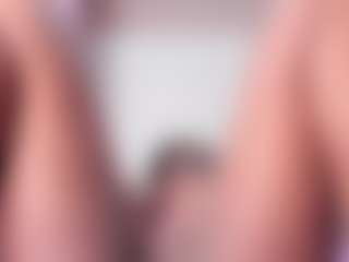 Live cam show with MaraBaker - Black Blowjob on Dolls Live