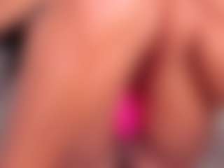 MeganeAndDaniel's Live Sex Cam Show