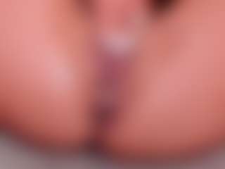 MeganeAndDaniel's Live Sex Cam Show