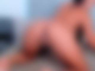 MeganeAndDaniel's Live Sex Cam Show