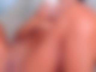 MeganeAndDaniel's Live Sex Cam Show